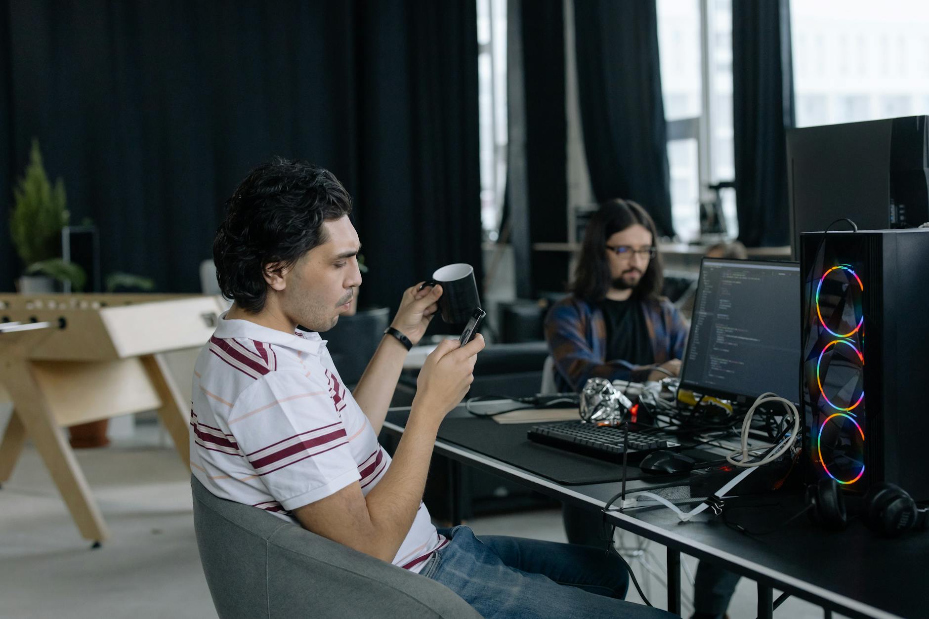 empleos silenciosos en tecnología
